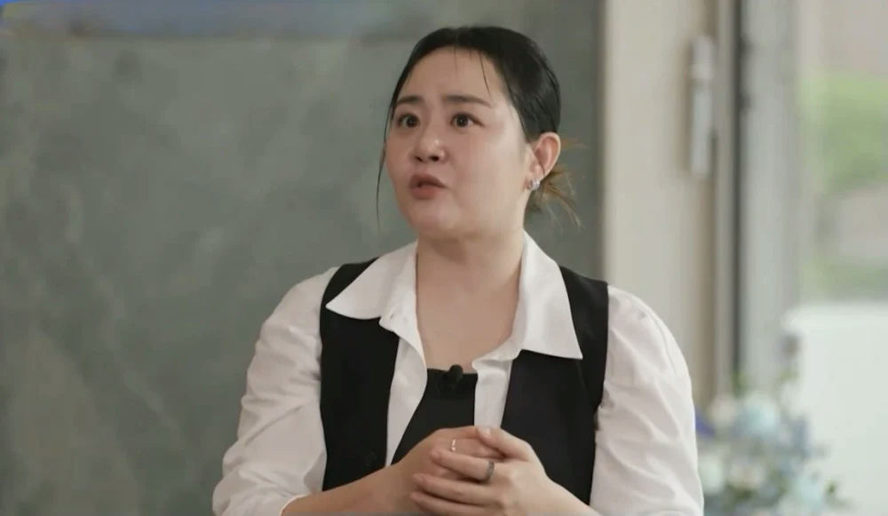 bone thin trend kpop moon geun young health