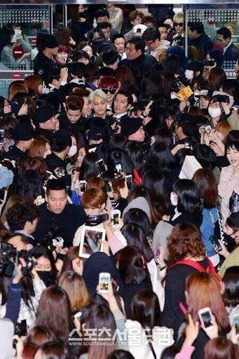 sasaeng fan secrets kpop iak2rwbvkpgrvfaecm3-780txlmtg41ssxkdivfvhgi-sasaeng-fan-secrets-kpop