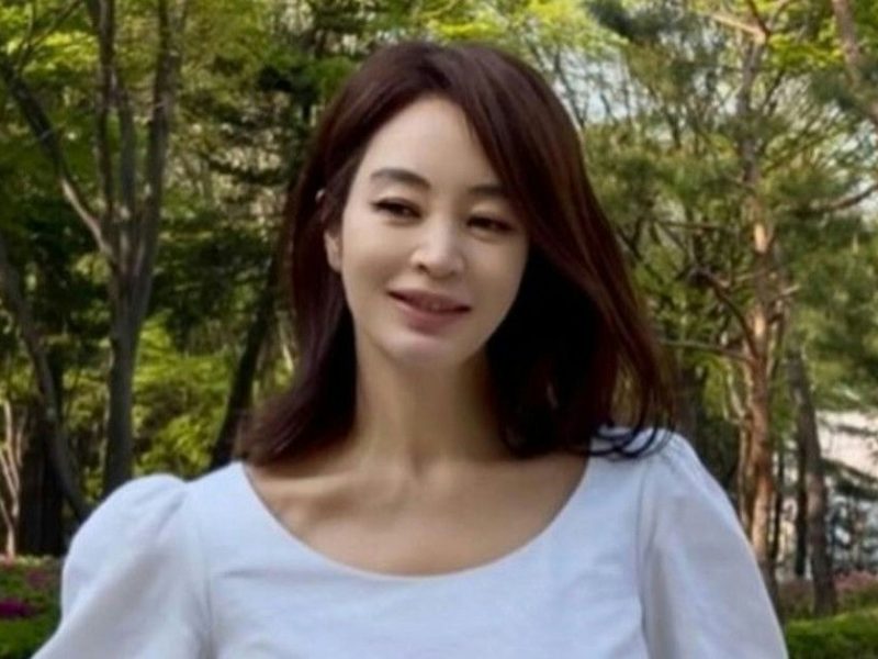 kim hye soo face controversy appearance