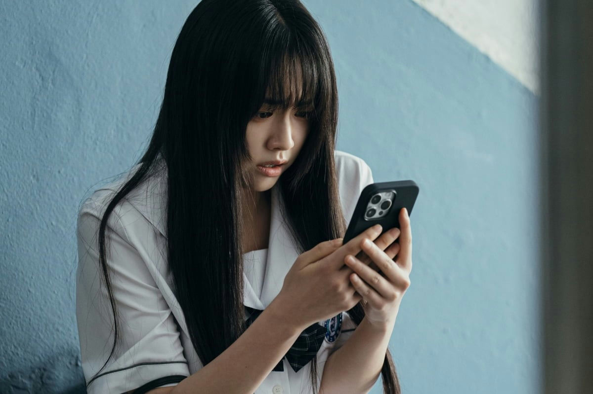 Kang Mina I.O.I reunion absence
