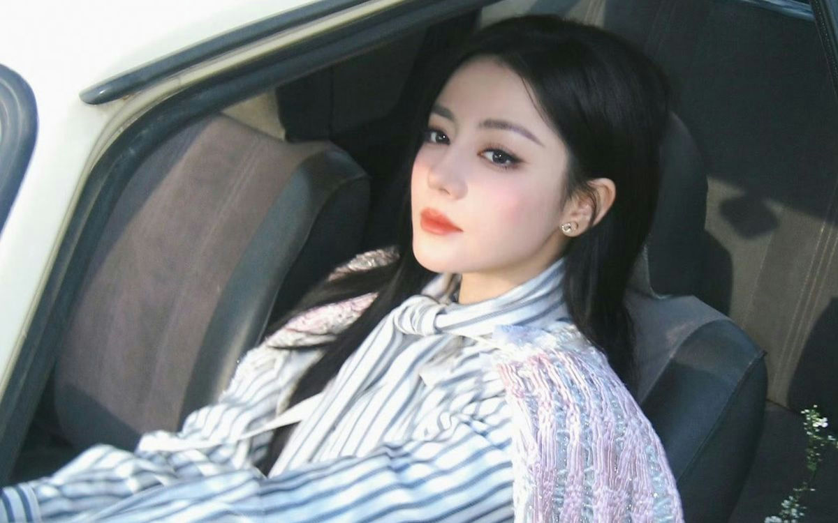 dilraba dilmurat event styling