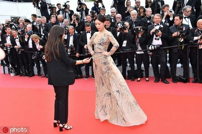 lay zhang cannes 2026 controversy porsunp5a4co5-58qrmspcazacufrqteqh9b0xj3jae-lay-zhang-cannes-2026-controversy