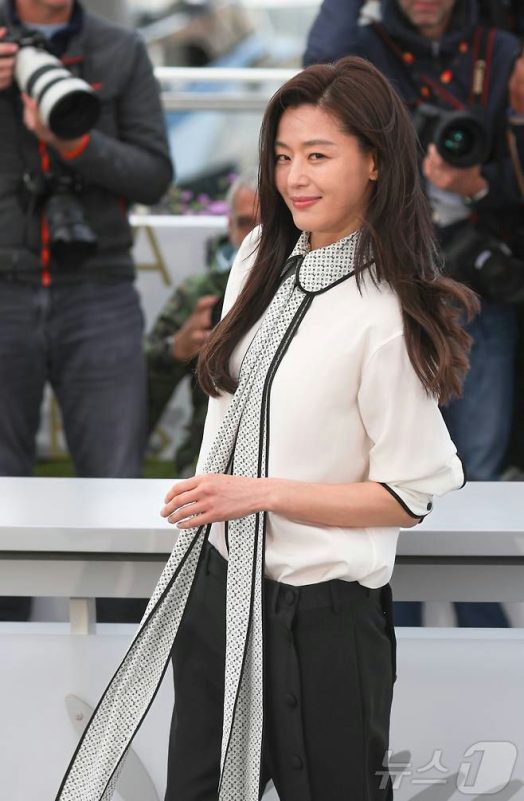Jun Ji Hyun Reveals Her Strict Self-Care Routine “I Exercise Every Day and Only Eat Two Meals”