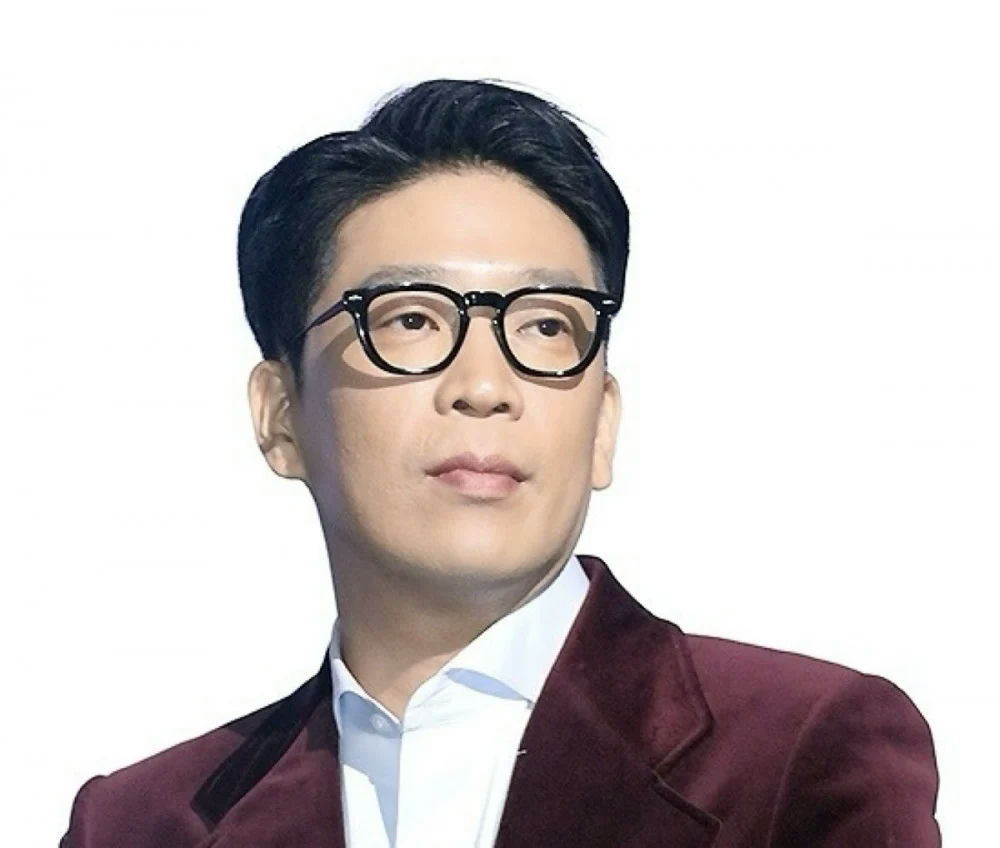 mc mong illegal gambling allegations