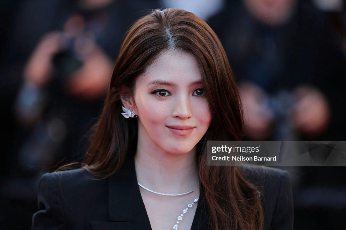 Han So Hee’s Cannes Appearance Sparks Shock: Criticized for “Ghost-Like” Look and Lack of Media Attention