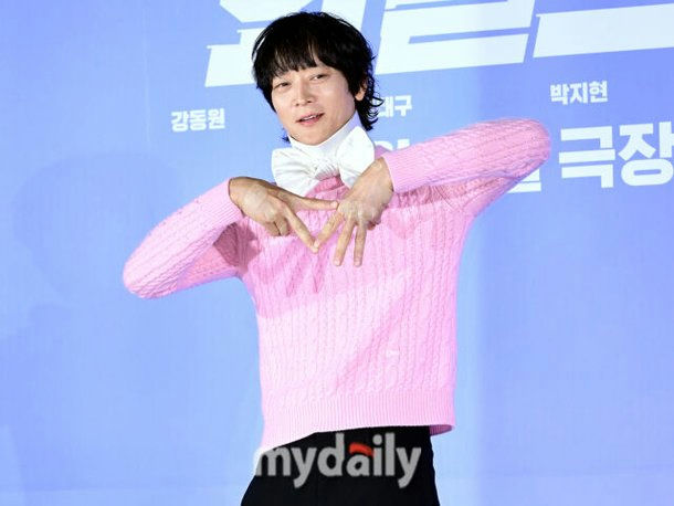 kang dong won college classmate story