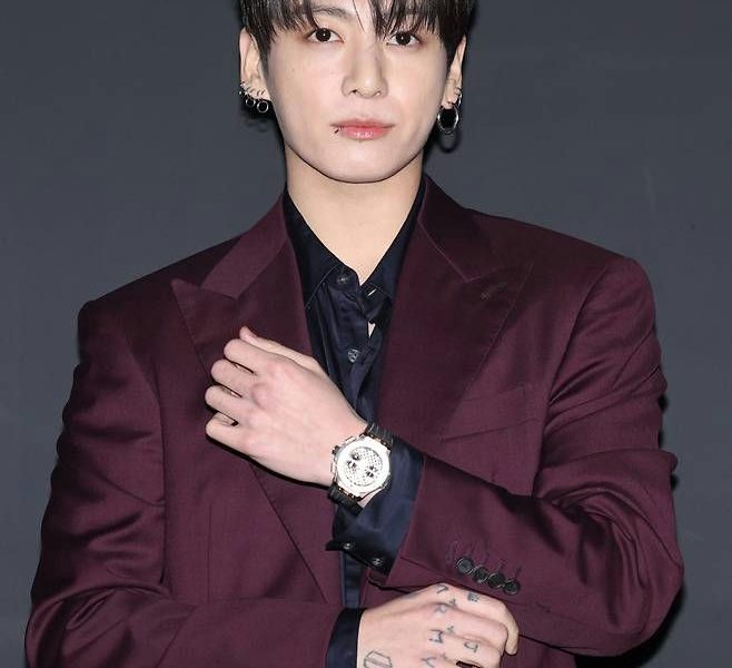 Jungkook hacking target