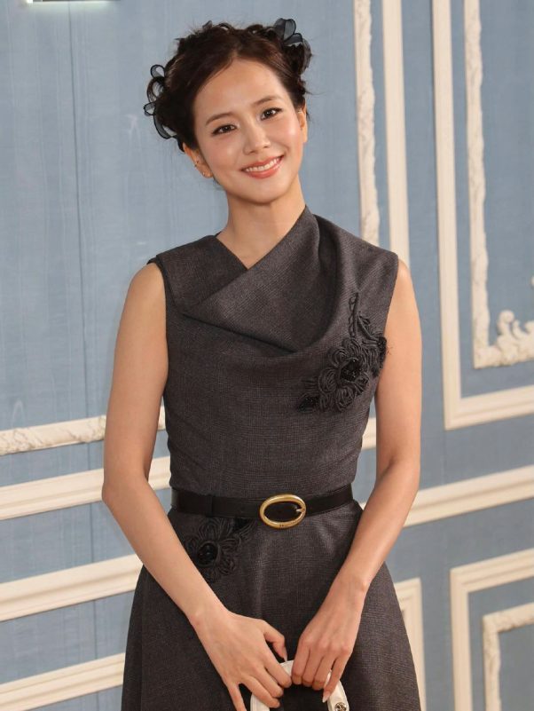 Jisoo Looks Like  “Chaebol Mother-in-law” At Dior event, Sparking Debate