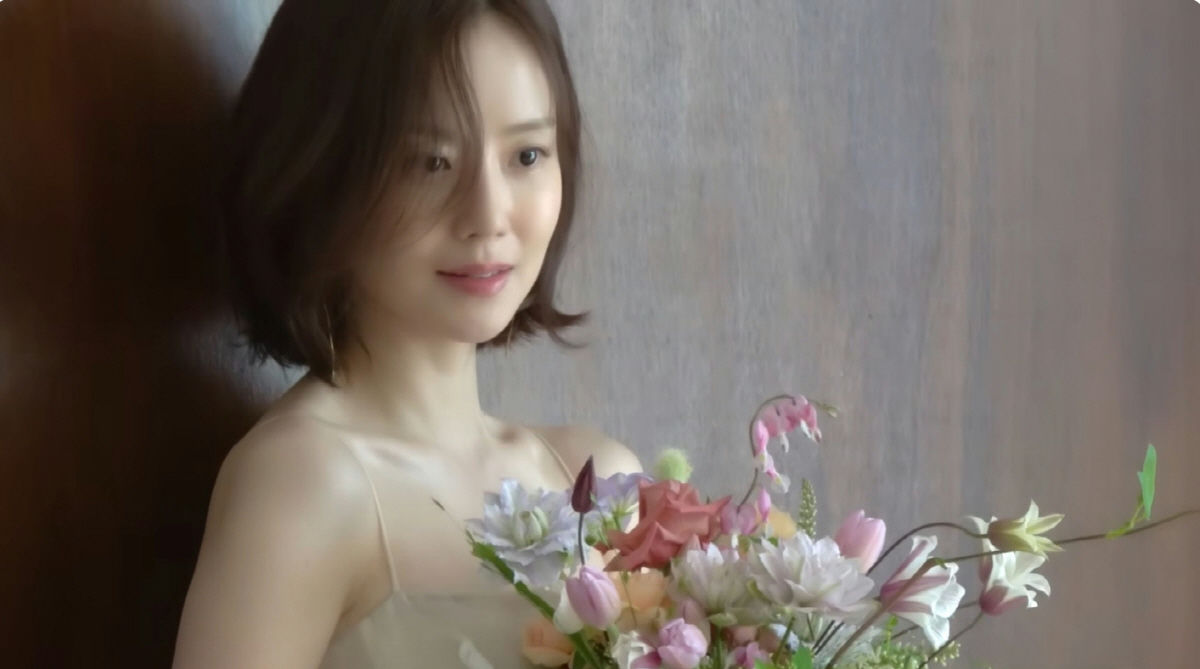 moon chaewon wedding photoshoot