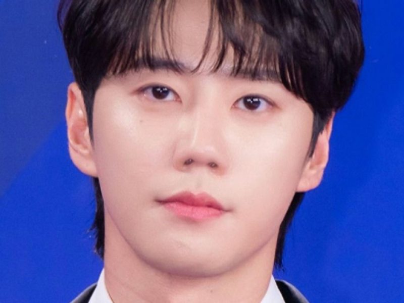 lee jun young ukiss struggles