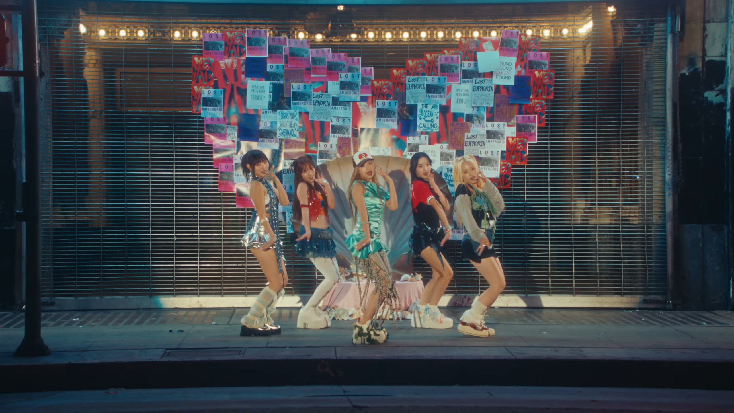 RESCENE (리센느) ‘LOVE ATTACK’ Official MV 2-53 screenshot