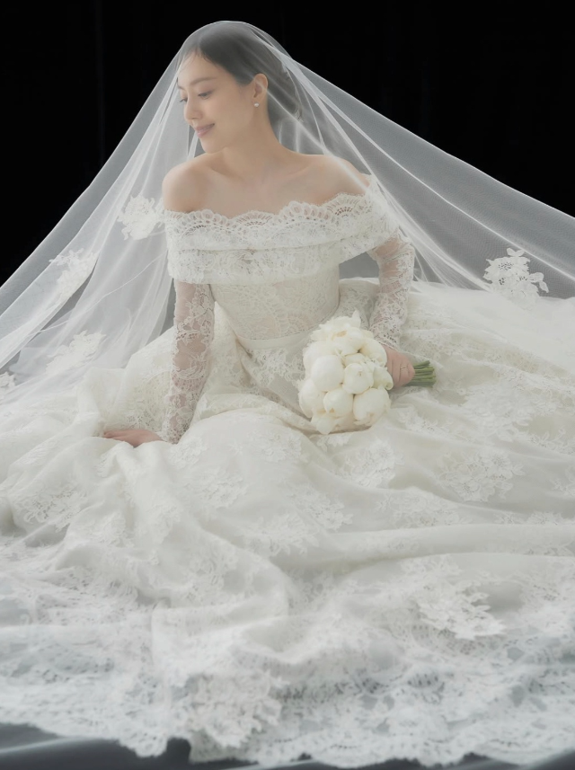moon chae won wedding dress p5msewoej-j0tjitvkj4ma3z7zrhkyavqnmjb5zdnyg-moon-chae-won-wedding-dress