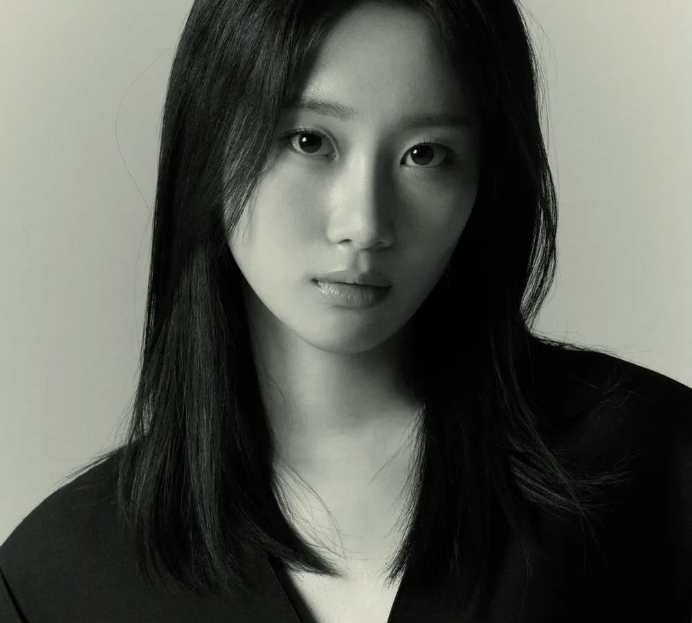 chae seo eun colony villain role