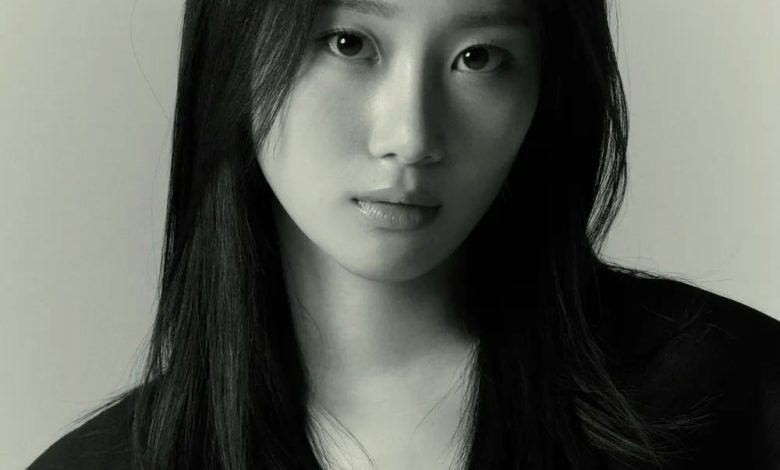 chae seo eun colony villain role