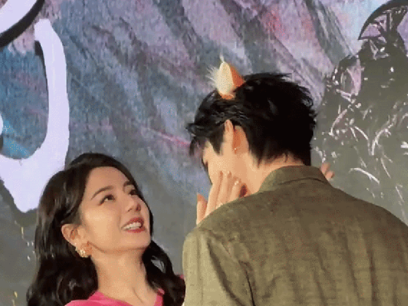 Younger Heir Reportedly Defies Family to Be With Dilraba Dilmurat