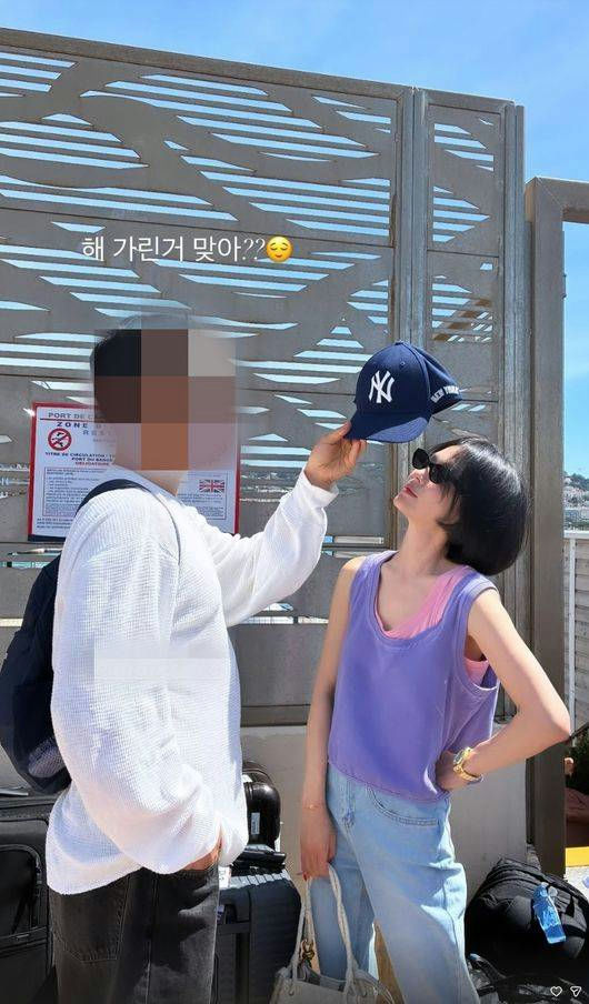 Song Hye-kyo France trip