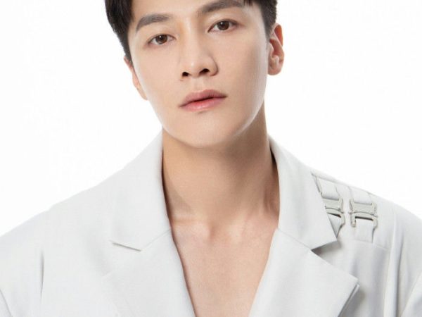 Chinese Actor Reportedly Forced Into Drinking Sessions and Worked to Exhaustion Before Death at 33