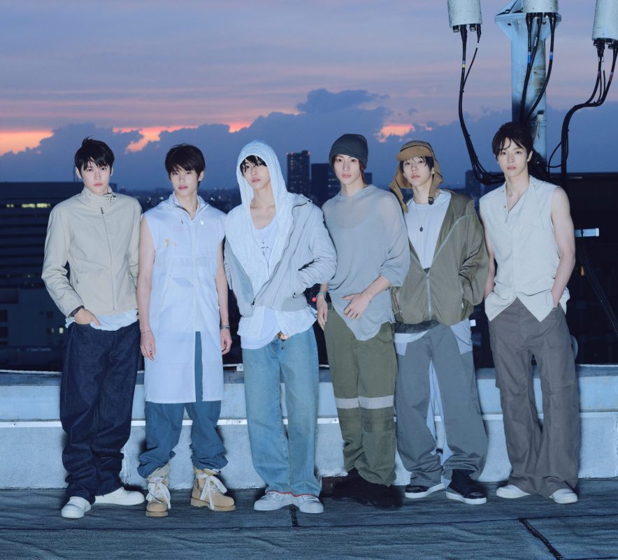 RIIZE 라이즈 – SOAR Lyrics, Meaning and Song Credits