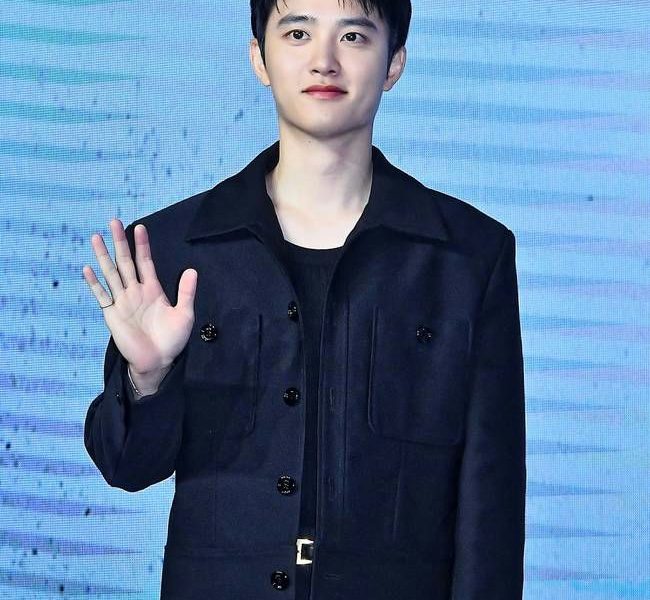D.O. August solo comeback