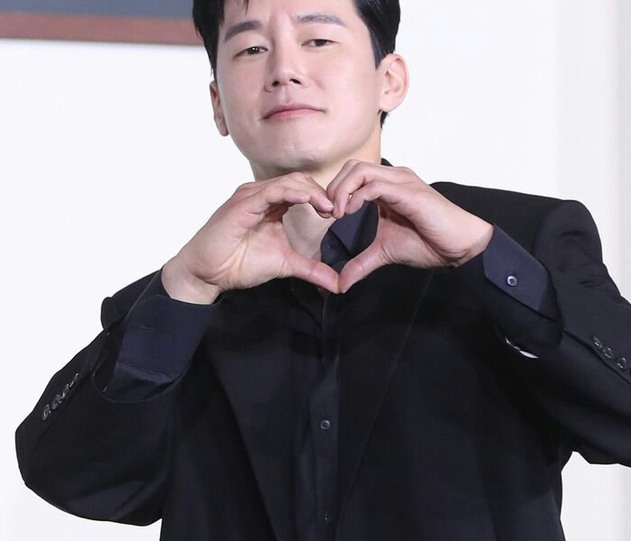 kim mu yeol teach you a lesson performance