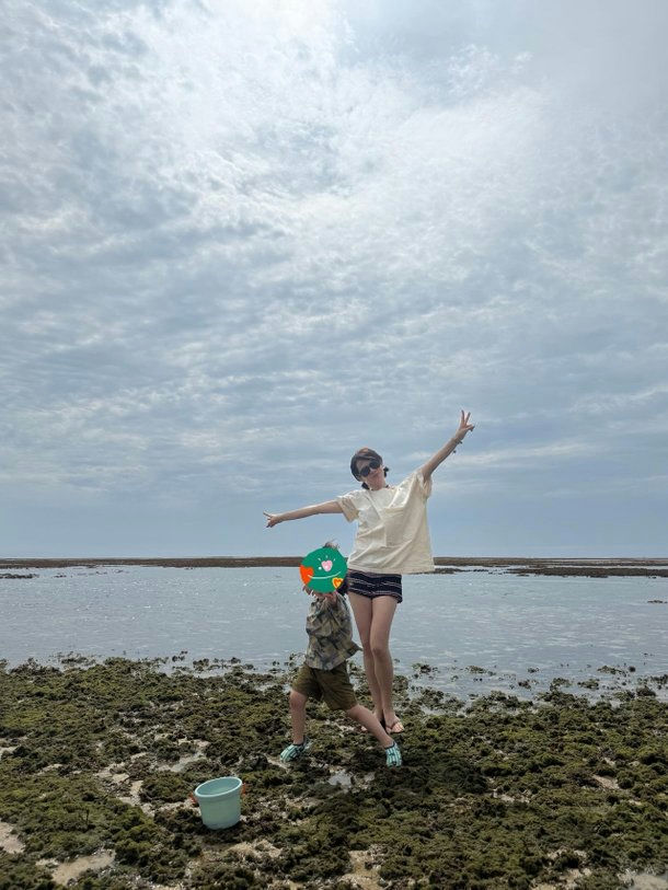 son ye jin son travel photos