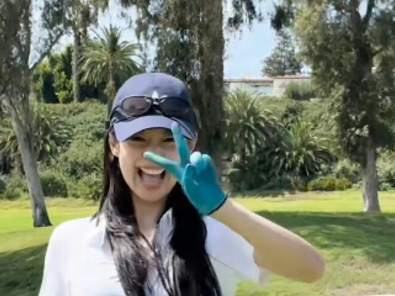 jennie golf skills