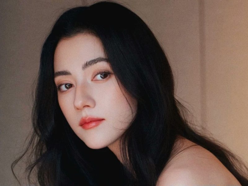 “Most Beautiful Daji on Screen” Naran Reportedly Set to Marry Hong Kong Billionaire Heir