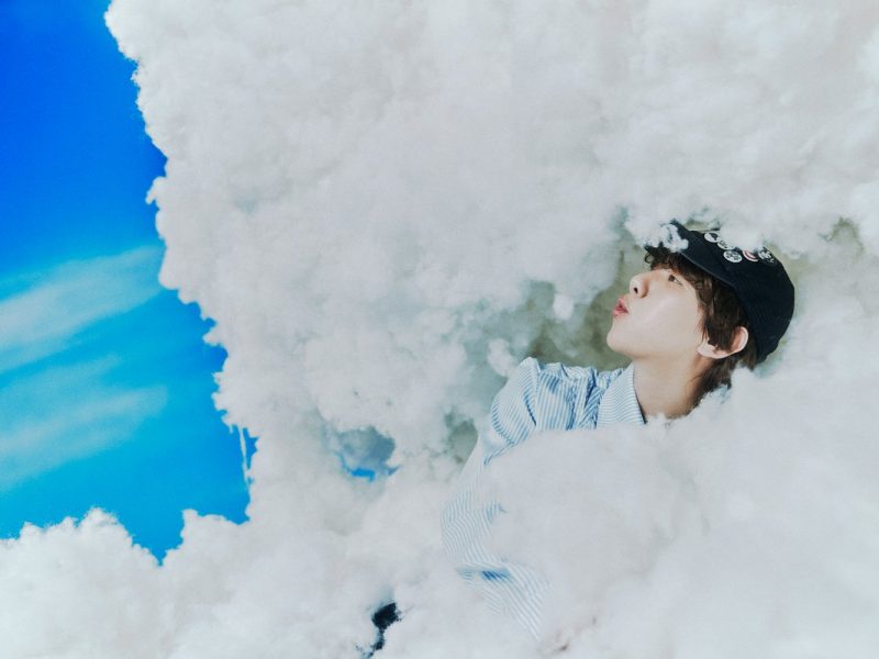 BAEKHYUN 백현 – Love Comes Back Lyrics, Meaning and Song Credits
