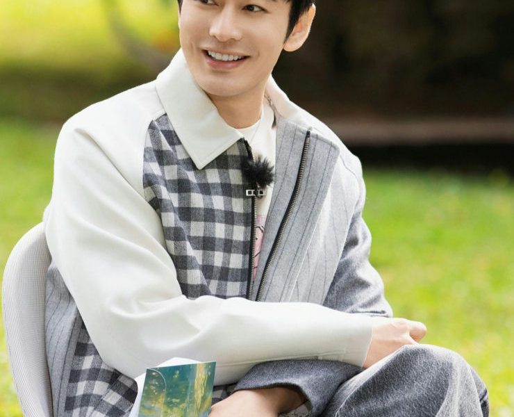 Huang Xiaoming plastic surgery rumors