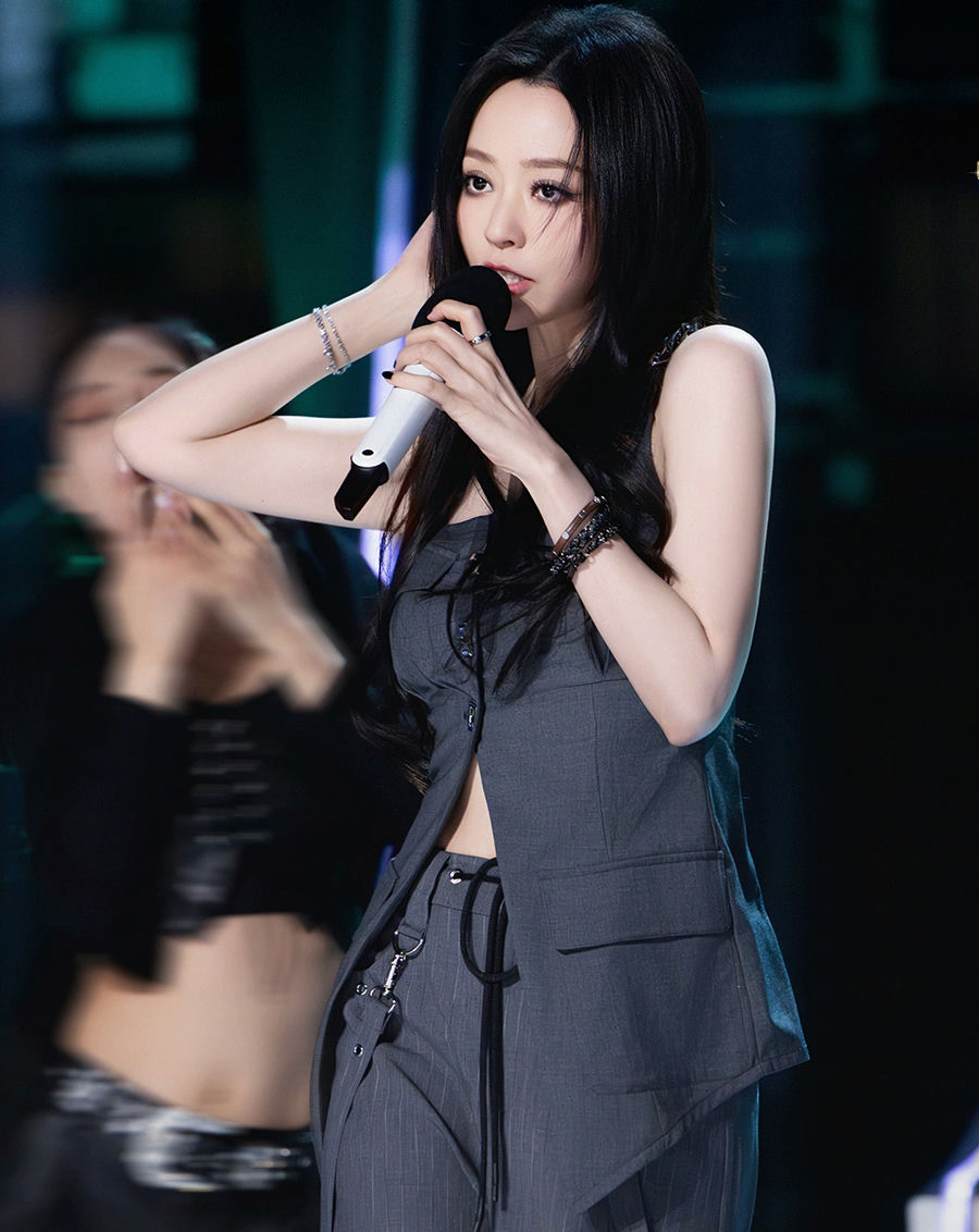 jane zhang concert penalty