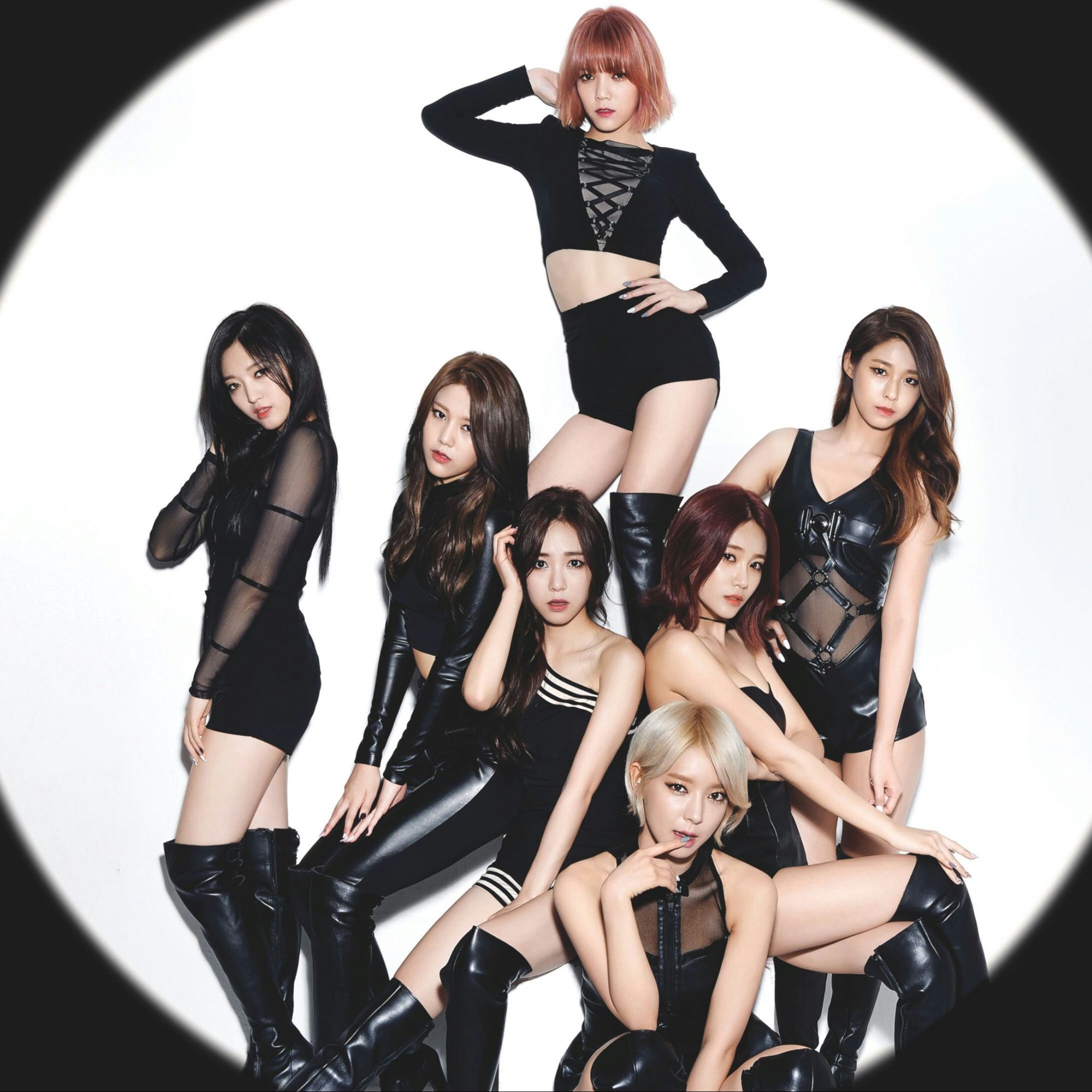 aoa miniskirt viral comeback