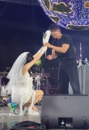 ryu hwayoung proposal to fiance 0477hf3-abpzglvyrdk2qmoxz-v9ixnoowkg2r4fjw-ryu-hwayoung-proposal-to-fiance