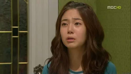 baek jin hee double contract