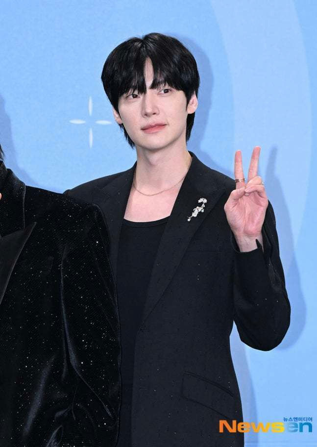 Ahn Jae Hyun fan stories